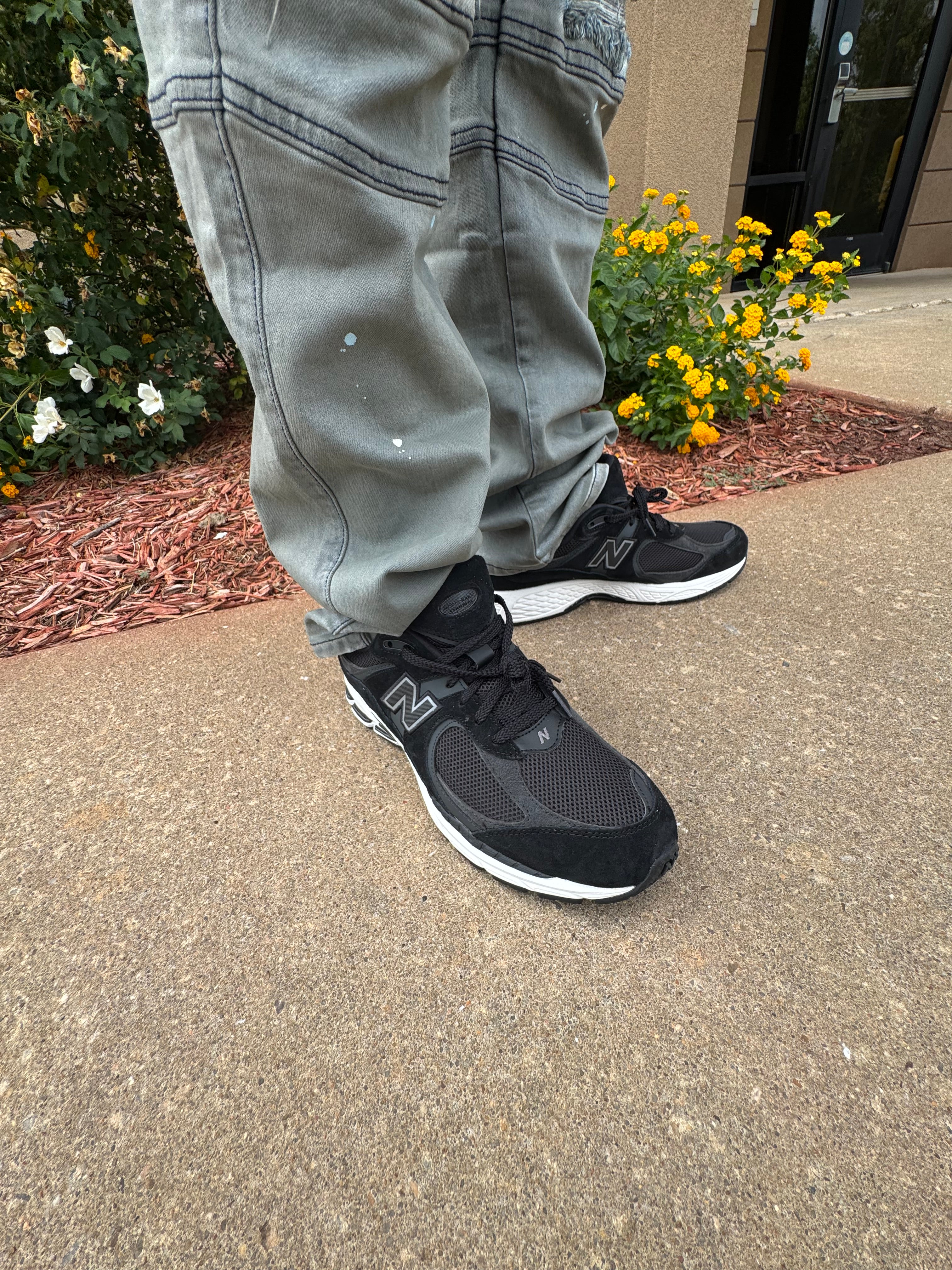 2002R Black by New Balance