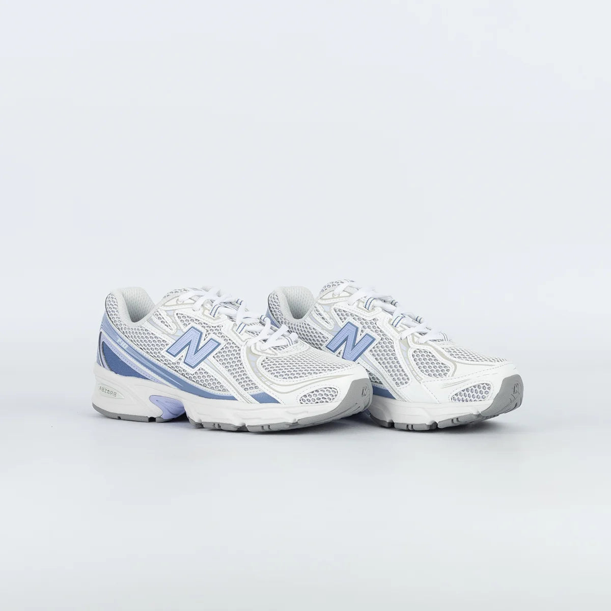 New Balance 740