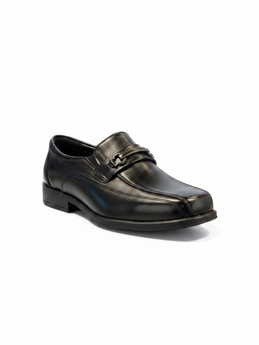 Looking Good Pine Bluff Jerko black leather slip-on dress shoe with metal bit detail for formal business attire