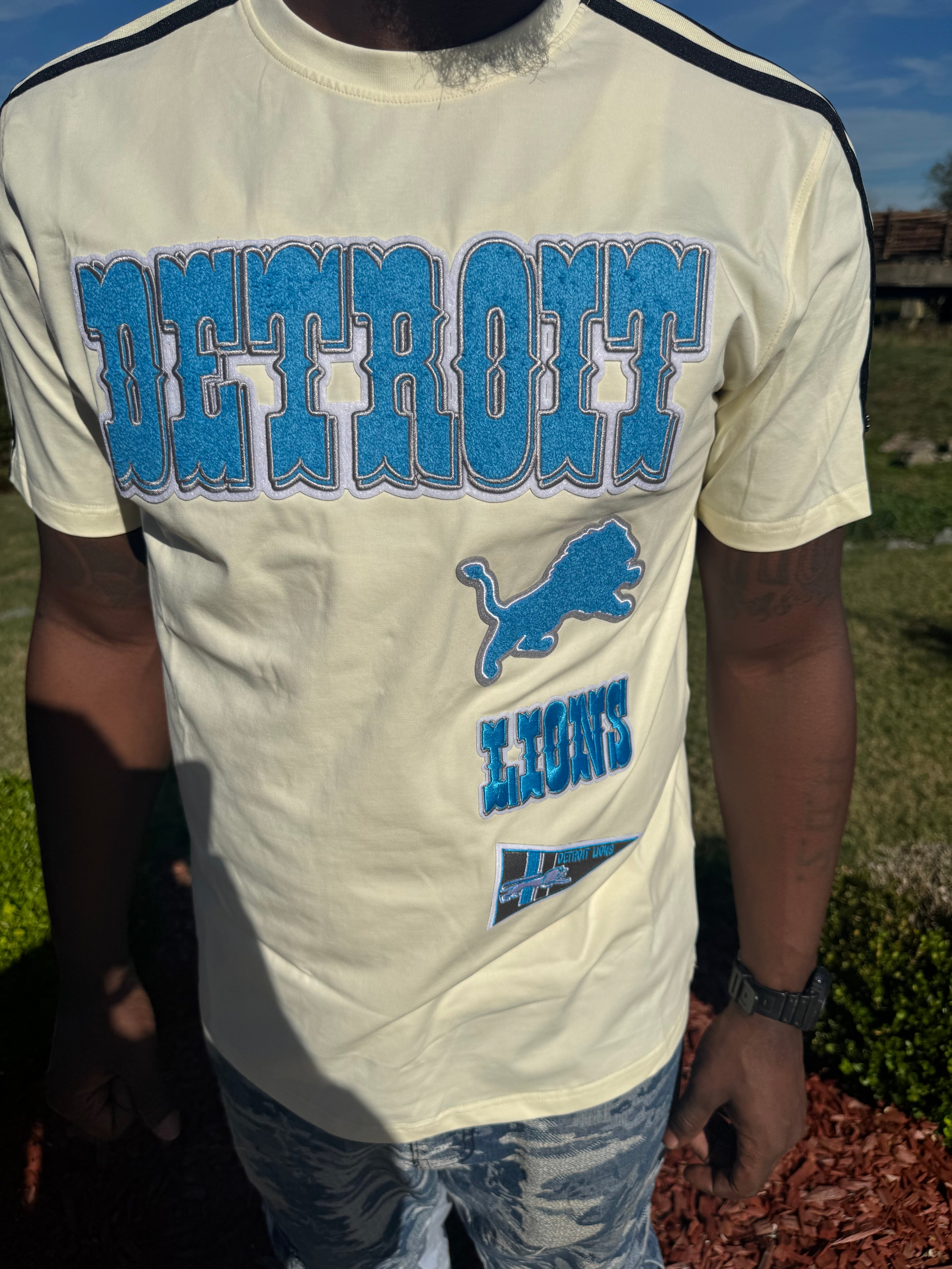 DETROIT LIONS RETRO CLASSIC SJ STRIPED Tee by Pro Standard