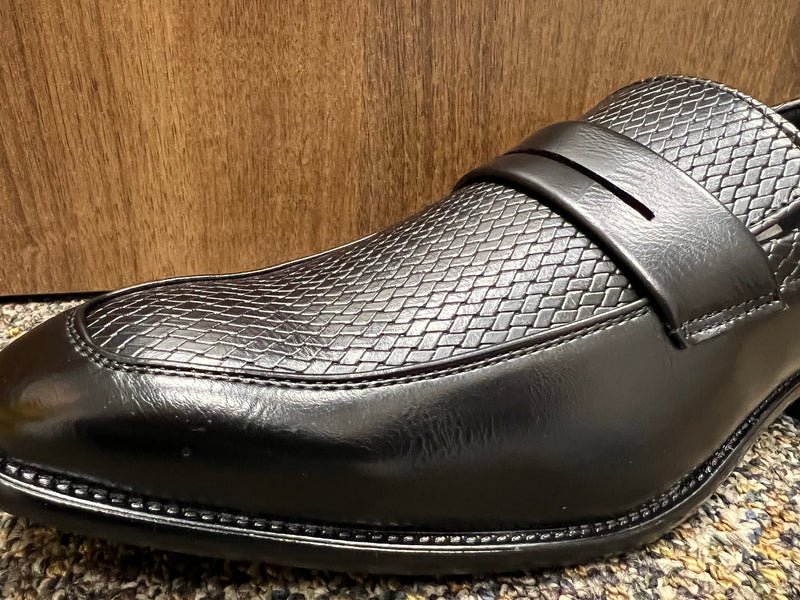 Slip on dress shoes by Salvanni [7038]